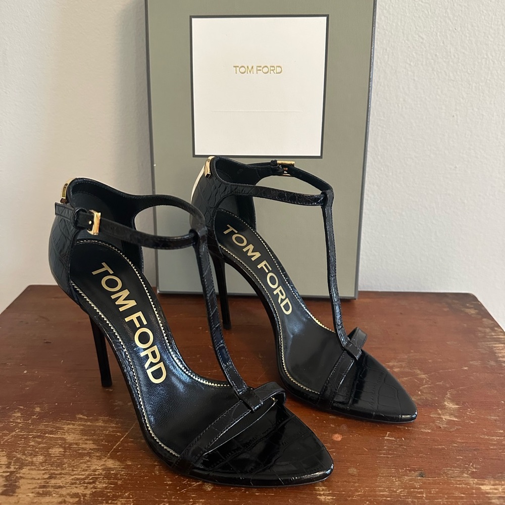 Tom Ford Shiny Stamped Crocodile Leather Iconic T Sandal